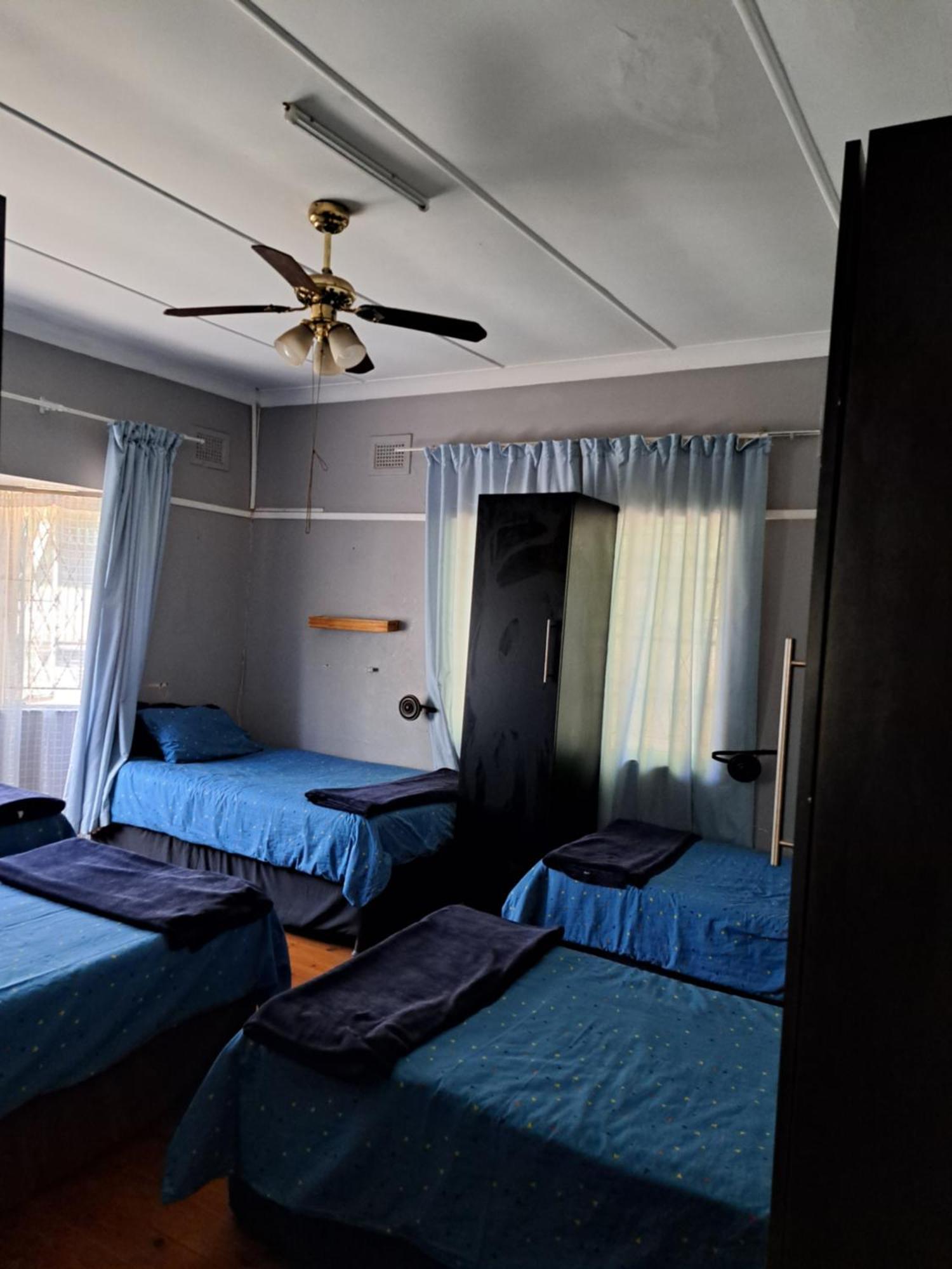 Pmb Backpackers Lodge Питърмарицбург Екстериор снимка