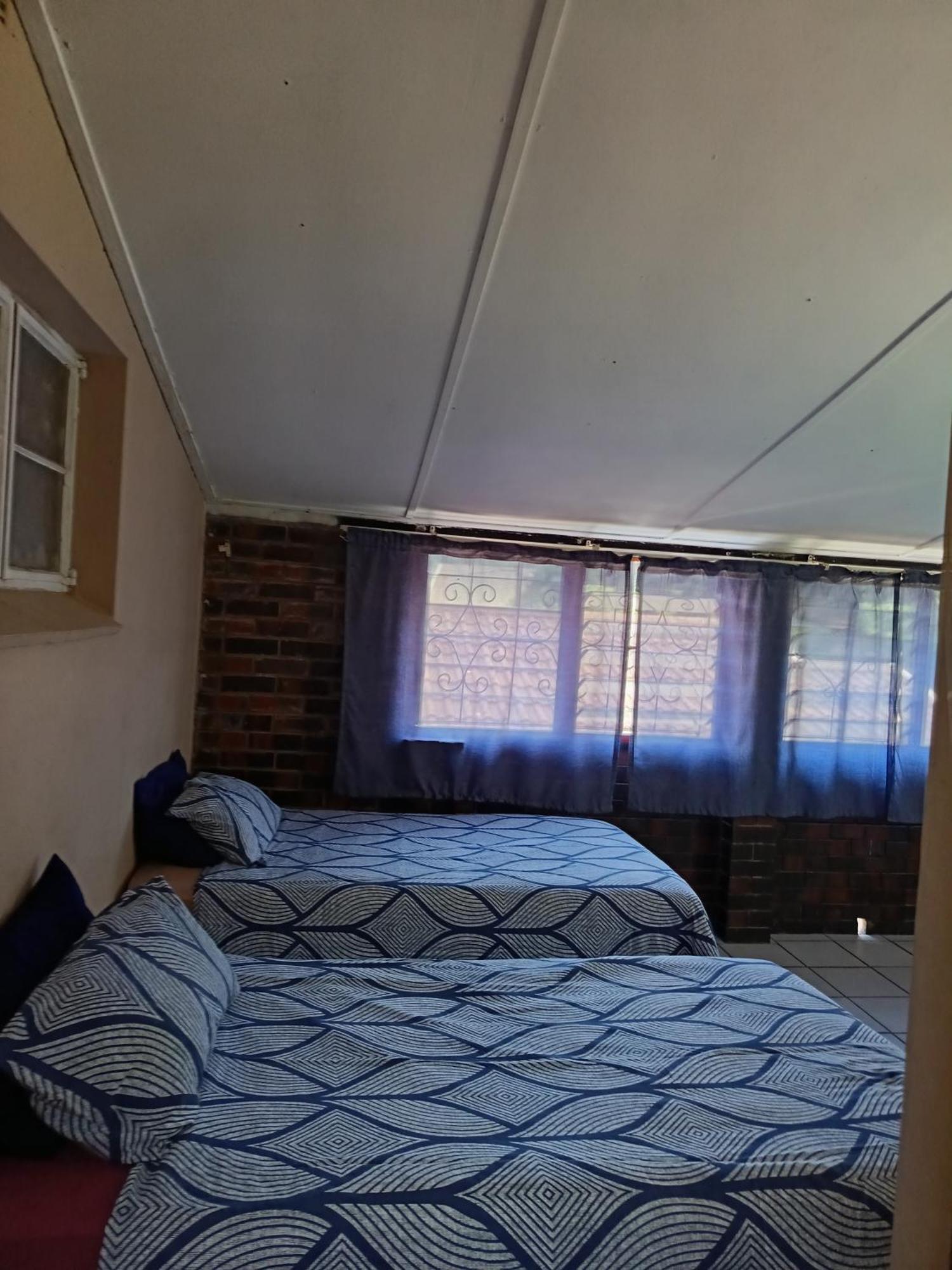 Pmb Backpackers Lodge Питърмарицбург Екстериор снимка